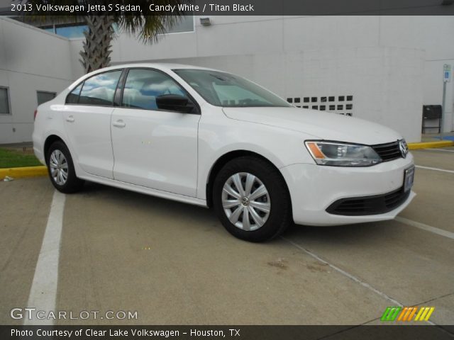2013 Volkswagen Jetta S Sedan in Candy White