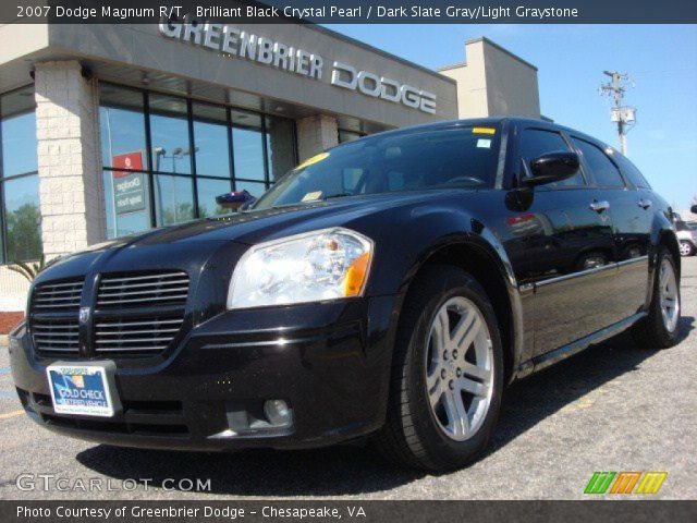 2007 Dodge Magnum R/T in Brilliant Black Crystal Pearl