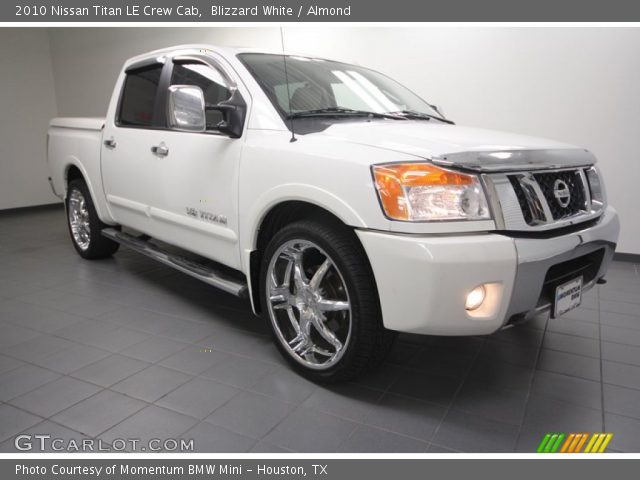 2010 Nissan Titan LE Crew Cab in Blizzard White
