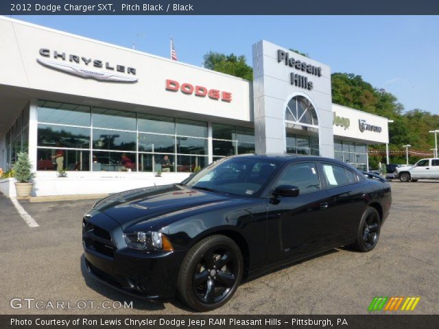 2012 Dodge Charger SXT in Pitch Black