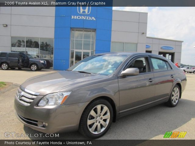 2006 Toyota Avalon XLS in Phantom Gray Pearl