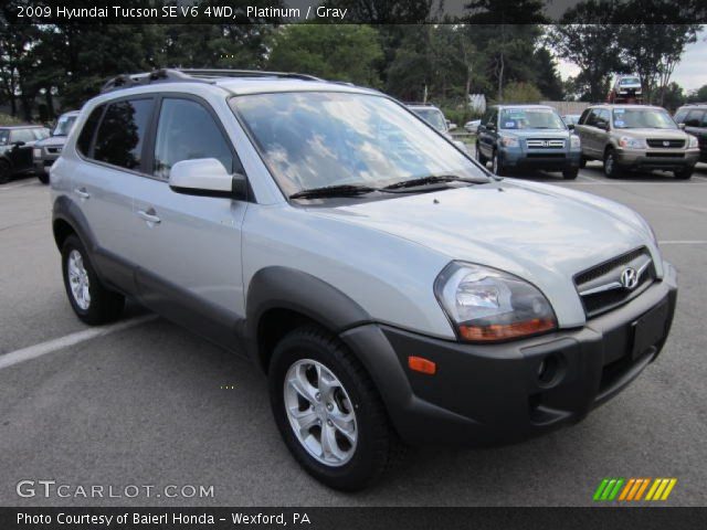 2009 Hyundai Tucson SE V6 4WD in Platinum