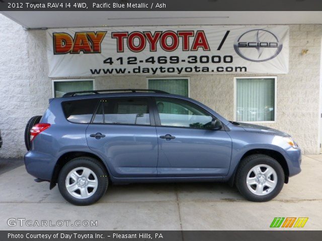 2012 Toyota RAV4 I4 4WD in Pacific Blue Metallic