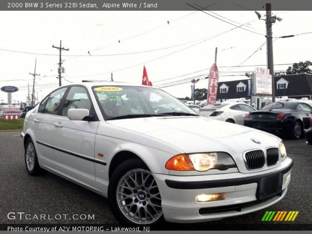 2000 BMW 3 Series 328i Sedan in Alpine White