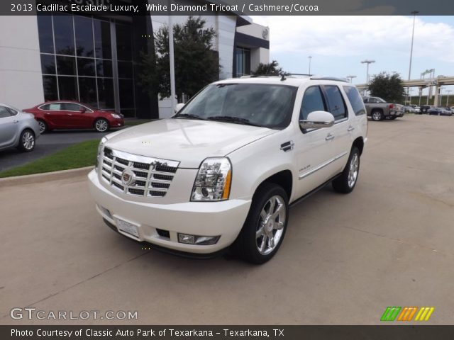 2013 Cadillac Escalade Luxury in White Diamond Tricoat