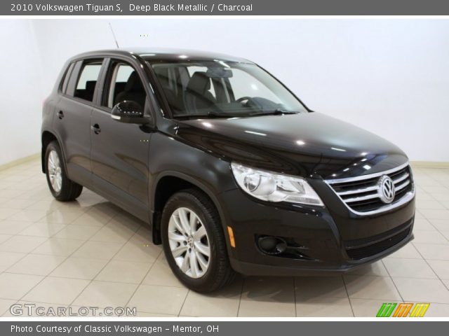 2010 Volkswagen Tiguan S in Deep Black Metallic