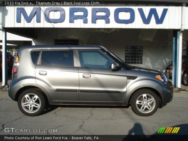2010 Kia Soul + in Titanium Gray