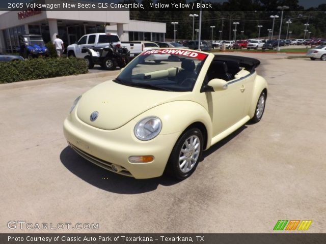 2005 Volkswagen New Beetle GLS Convertible in Mellow Yellow