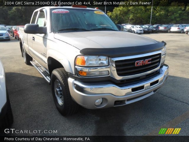 2004 GMC Sierra 2500HD SLE Extended Cab 4x4 in Silver Birch Metallic
