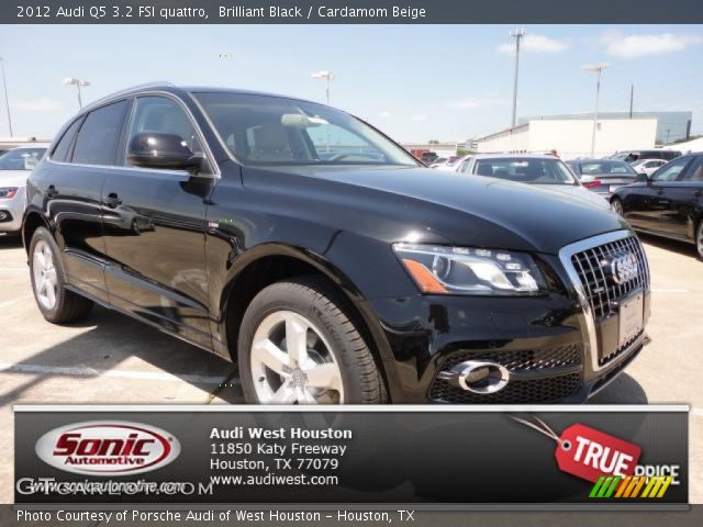 2012 Audi Q5 3.2 FSI quattro in Brilliant Black