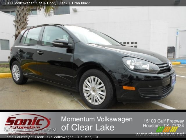 2011 Volkswagen Golf 4 Door in Black