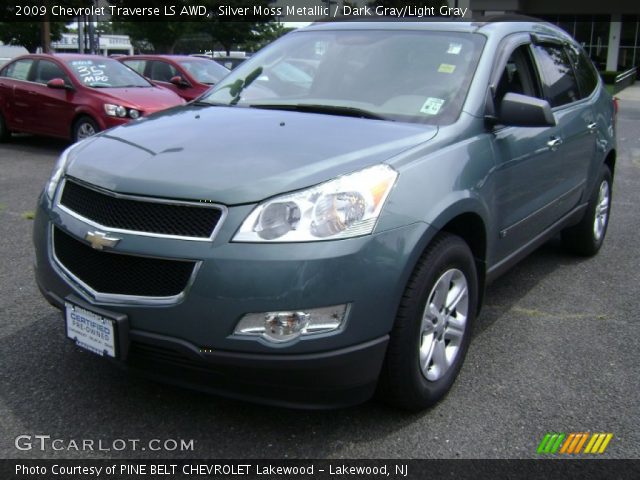 2009 Chevrolet Traverse LS AWD in Silver Moss Metallic