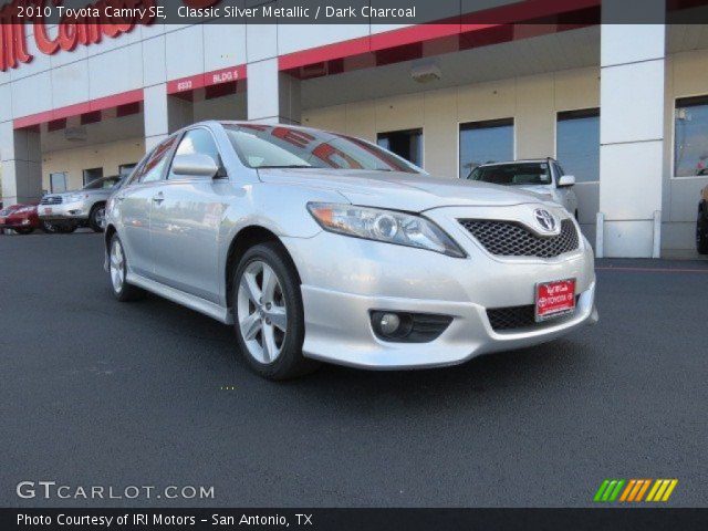 2010 Toyota Camry SE in Classic Silver Metallic