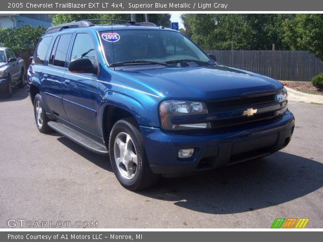 Superior Blue Metallic 2005 Chevrolet Trailblazer Ext Lt