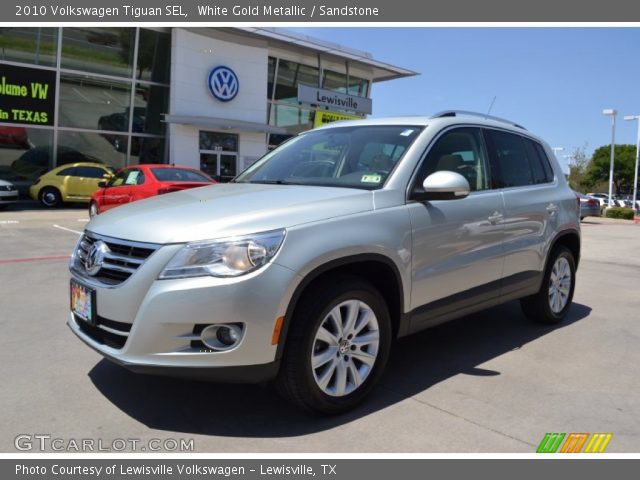 2010 Volkswagen Tiguan SEL in White Gold Metallic