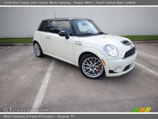 2009 Mini Cooper John Cooper Works Hardtop in Pepper White