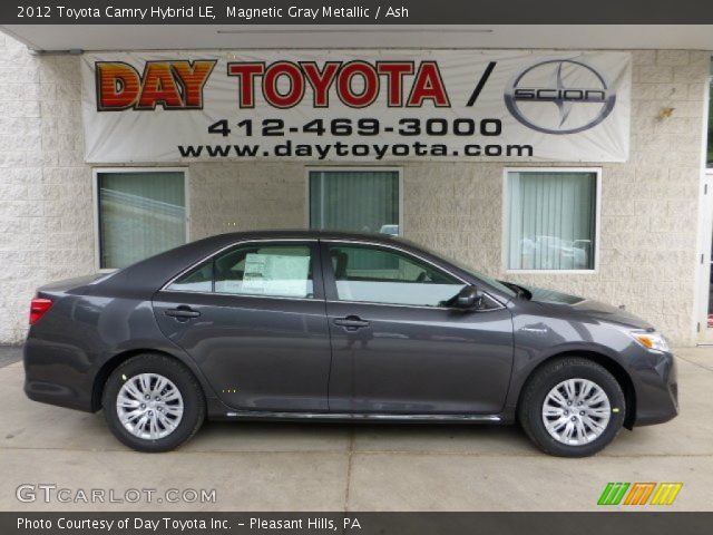 2012 Toyota Camry Hybrid LE in Magnetic Gray Metallic