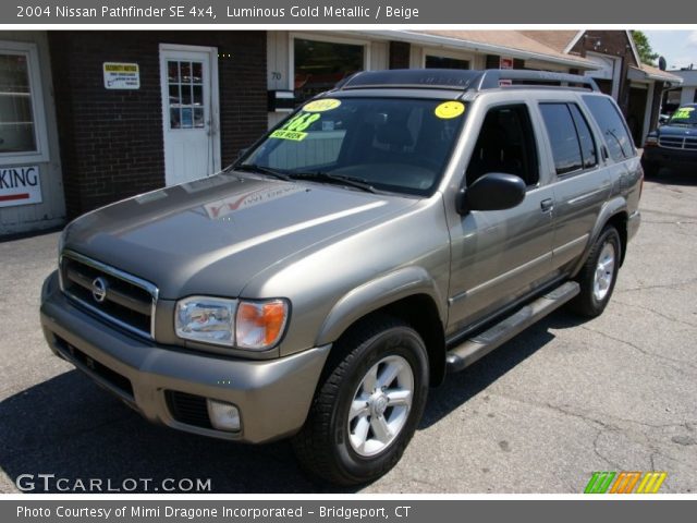 2004 Nissan Pathfinder SE 4x4 in Luminous Gold Metallic