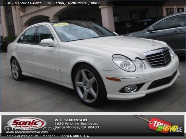 2009 Mercedes-Benz E 350 Sedan in Arctic White