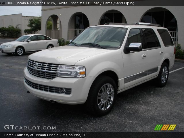 2008 Lincoln Navigator Luxury in White Chocolate Tri Coat