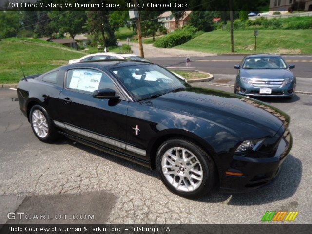 2013 Ford Mustang V6 Premium Coupe in Black