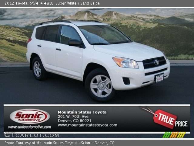2012 Toyota RAV4 I4 4WD in Super White