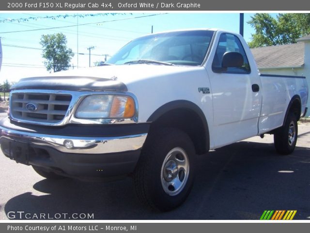 2000 Ford F150 XL Regular Cab 4x4 in Oxford White