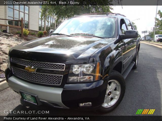 2011 Chevrolet Avalanche Z71 4x4 in Black