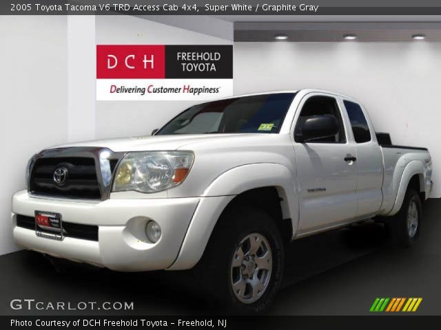 2005 Toyota Tacoma V6 TRD Access Cab 4x4 in Super White