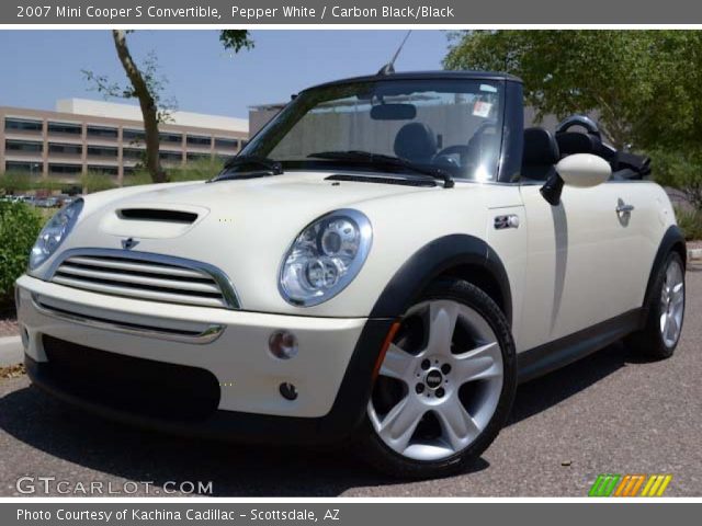 2007 Mini Cooper S Convertible in Pepper White