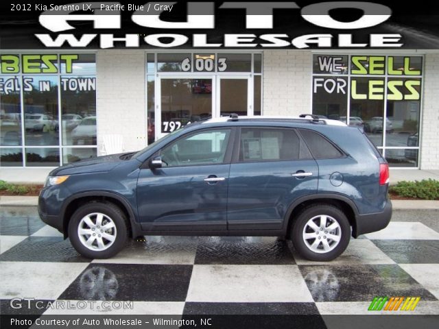 2012 Kia Sorento LX in Pacific Blue