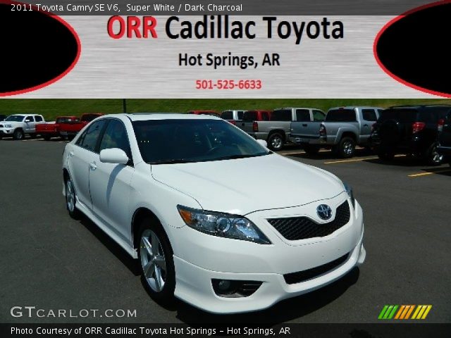 2011 Toyota Camry SE V6 in Super White