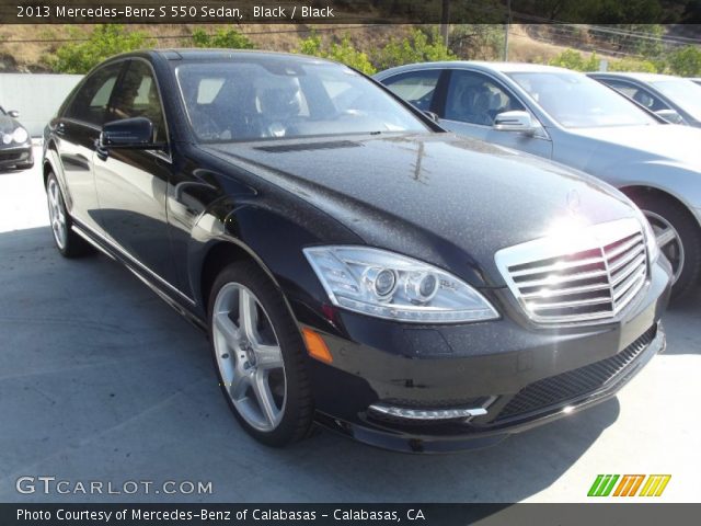 2013 Mercedes-Benz S 550 Sedan in Black