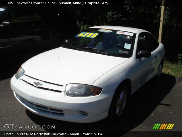 2005 Chevrolet Cavalier Coupe in Summit White