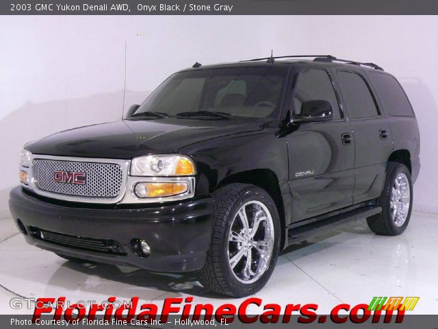 2003 GMC Yukon Denali AWD in Onyx Black