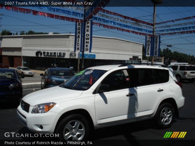 2007 Toyota RAV4 4WD in Super White