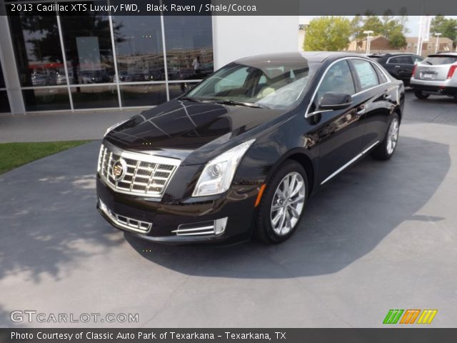 2013 Cadillac XTS Luxury FWD in Black Raven
