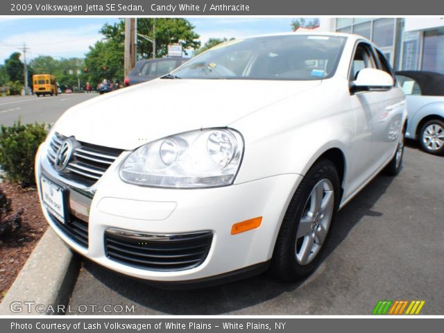 2009 Volkswagen Jetta SE Sedan in Candy White