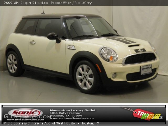 2009 Mini Cooper S Hardtop in Pepper White
