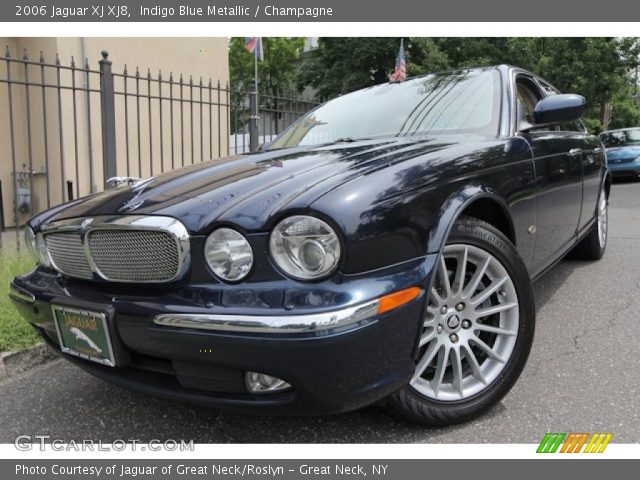 2006 Jaguar XJ XJ8 in Indigo Blue Metallic