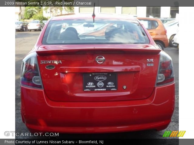 2009 Nissan Sentra 2.0 SR in Red Alert