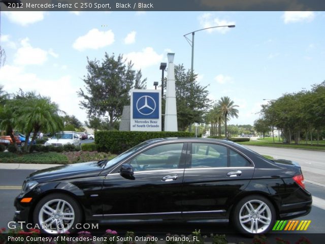 2012 Mercedes-Benz C 250 Sport in Black