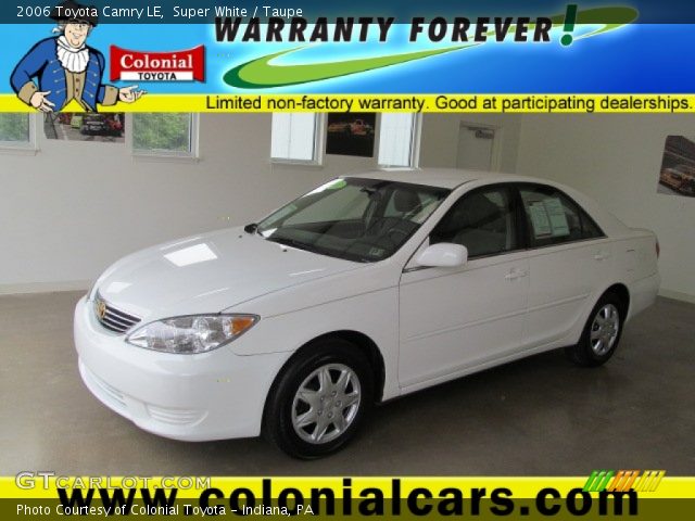 2006 Toyota Camry LE in Super White
