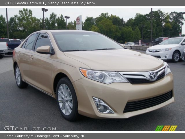 2012 Toyota Camry XLE in Sandy Beach Metallic