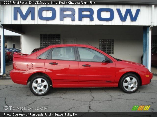 2007 Ford Focus ZX4 SE Sedan in Infra-Red