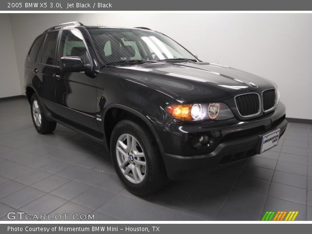 2005 BMW X5 3.0i in Jet Black