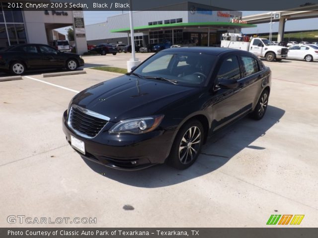 2012 Chrysler 200 S Sedan in Black