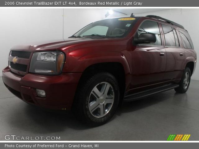 2006 Chevrolet TrailBlazer EXT LT 4x4 in Bordeaux Red Metallic