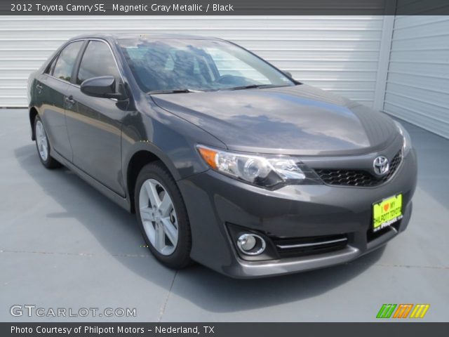 2012 Toyota Camry SE in Magnetic Gray Metallic