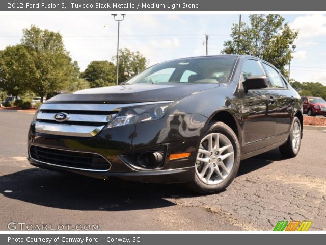 2012 Ford Fusion S in Tuxedo Black Metallic